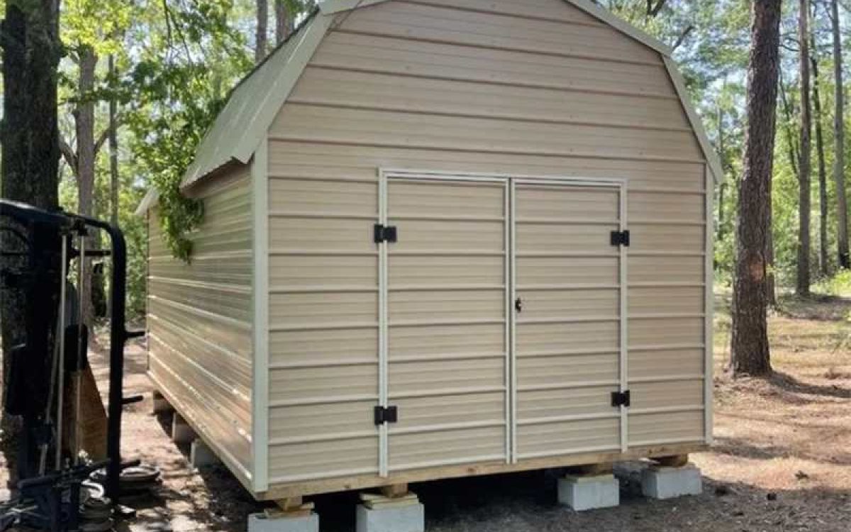 Metal-lofted-barn-01